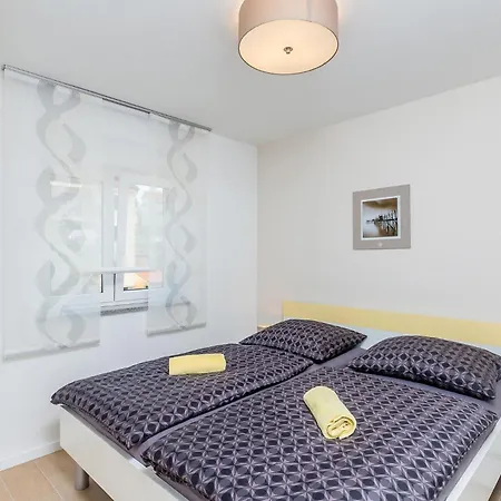 Lovely In With House Sea View * Malinska